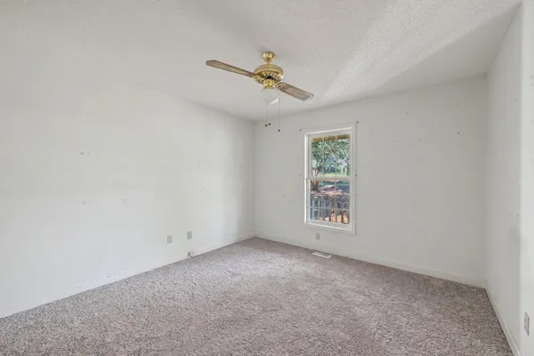 $214,900 | 131 South Cove Drive, West Columbia, SC 29170