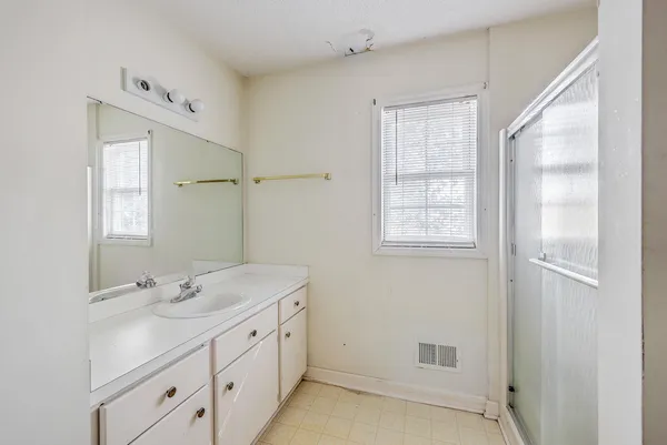 $214,900 | 131 South Cove Drive, West Columbia, SC 29170