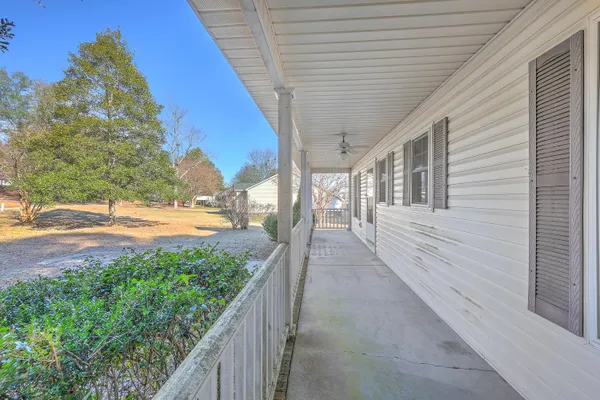 $214,900 | 131 South Cove Drive, West Columbia, SC 29170