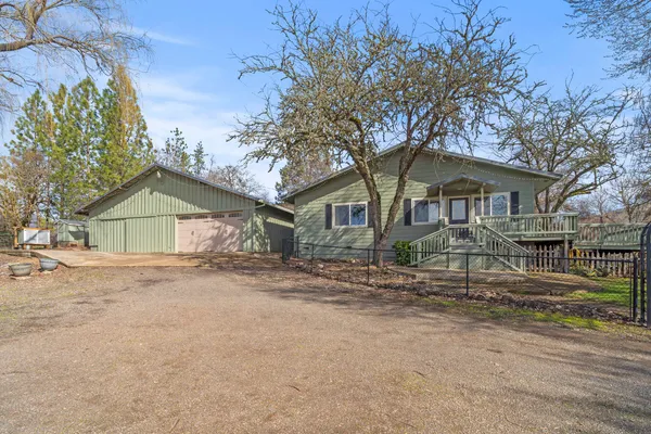 $620,000 | 1305 Butte Falls Highway, Eagle Point, OR 97524