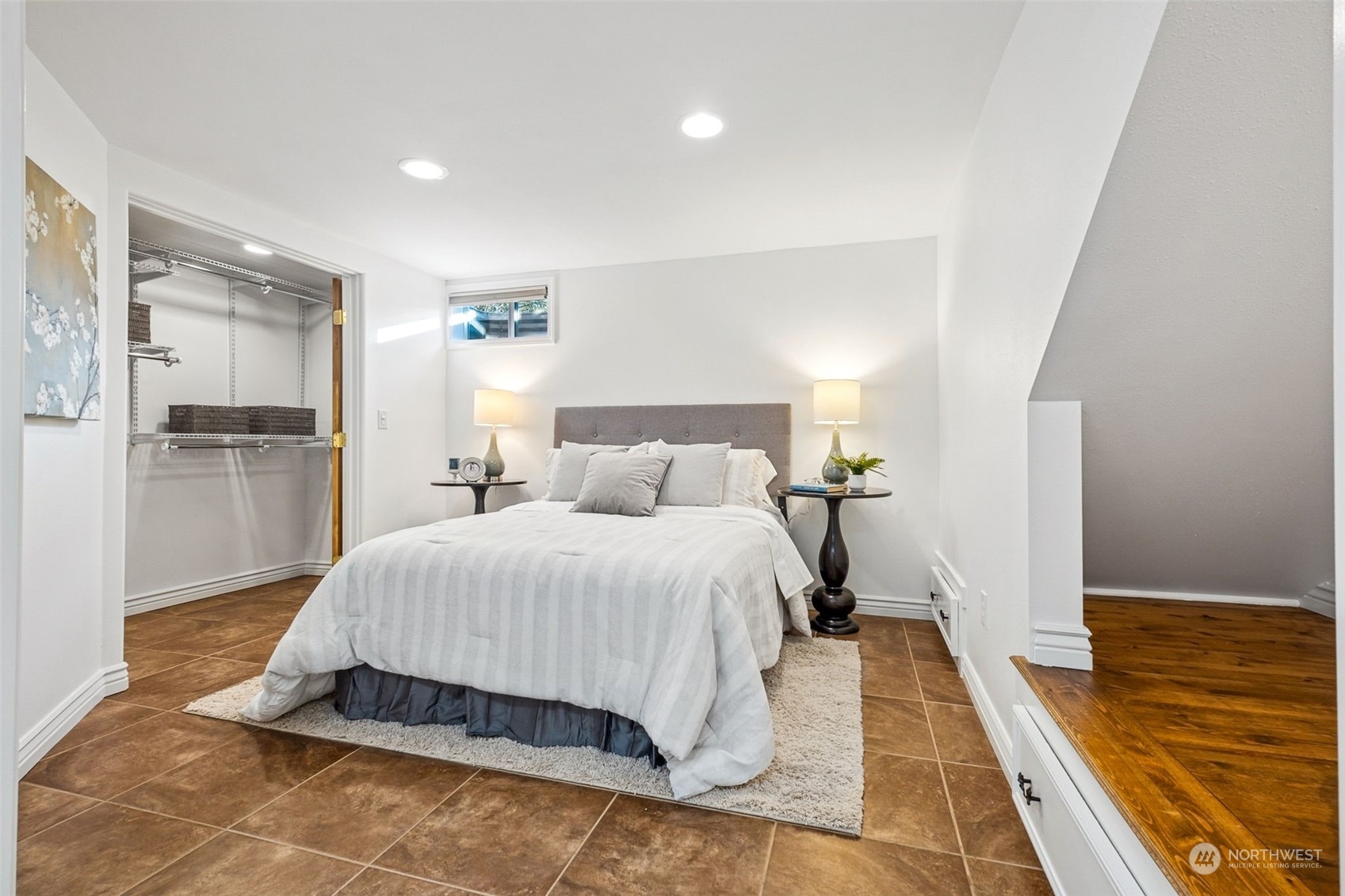 6806 Southeast 8th Street Renton, WA 98059 - Photo 14 of 32