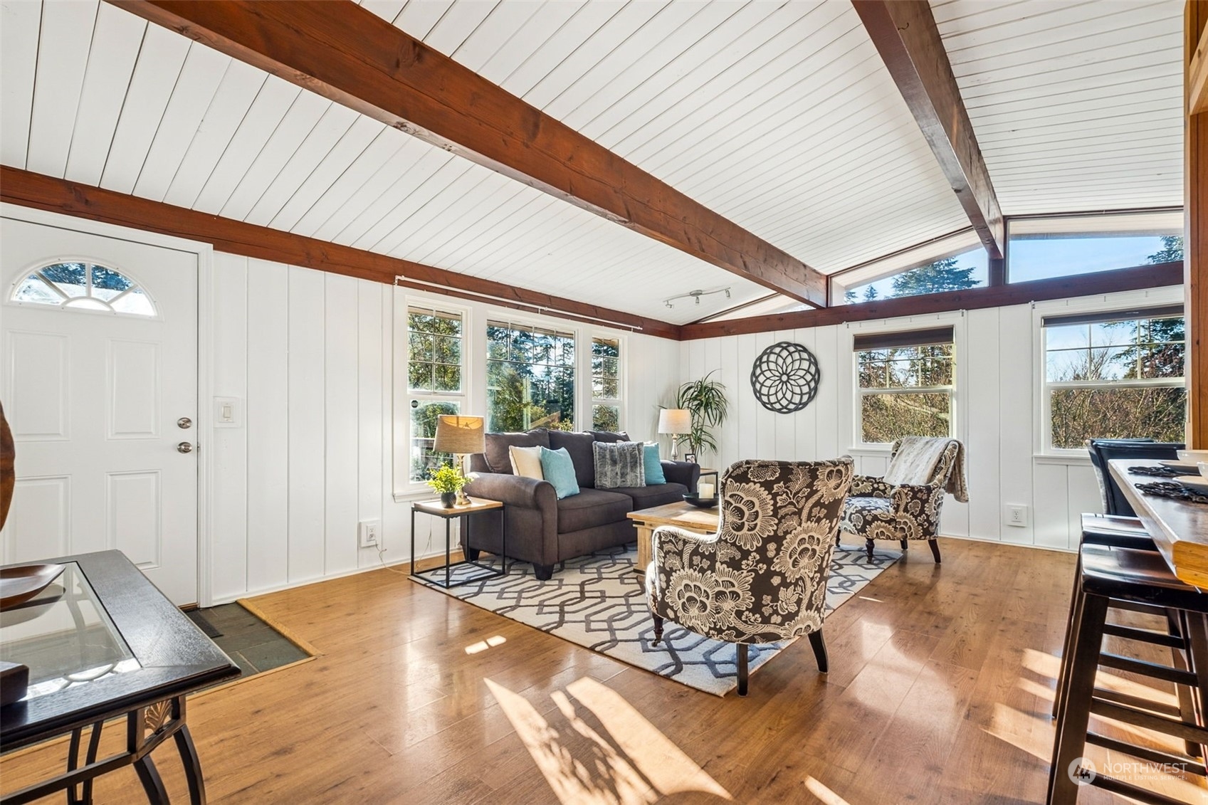 6806 Southeast 8th Street Renton, WA 98059 - Photo 6 of 32