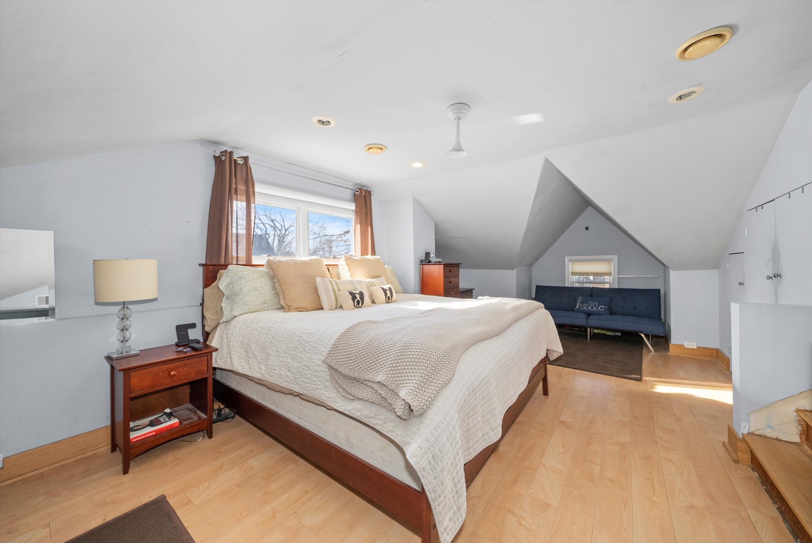 735 Forest Road La Grange Park, IL 60526 - Photo 4 of 31 a bed room with a bed and a night stand