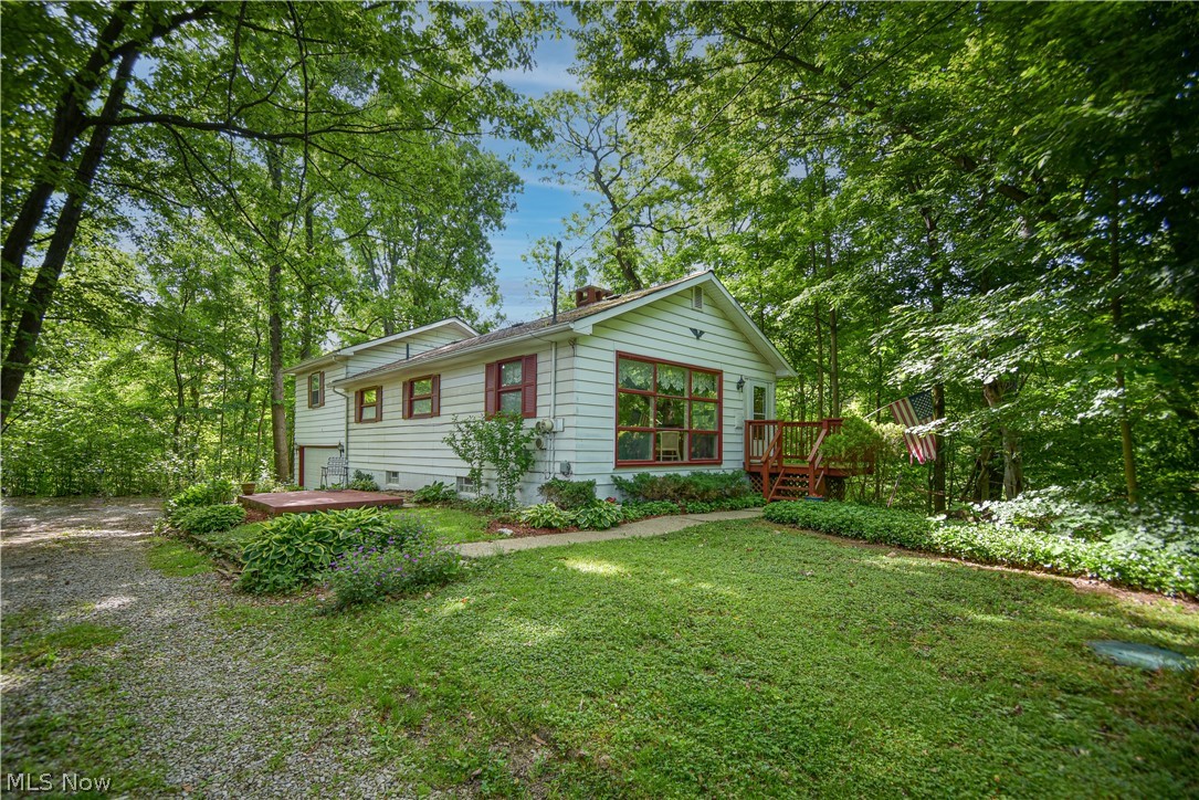 1683 Ridge Road Hinckley, OH 44233 - Photo 2 of 49