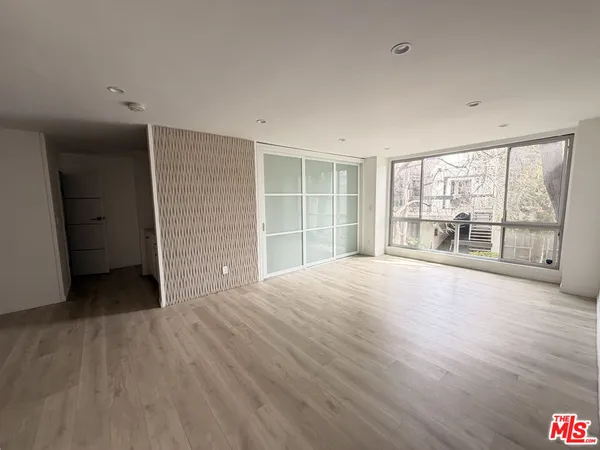 $3,500 | 4900 Overland Avenue, Unit 238, Culver City, CA 90230