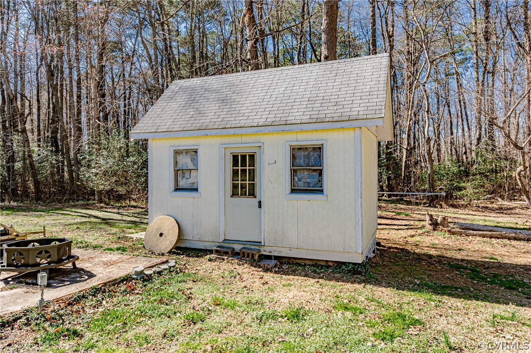 712 Beverstone Road Henrico, VA 23075 - Photo 41 of 47 Gallery Image 41