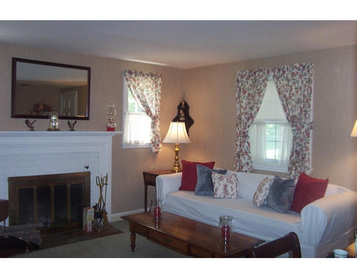 68 Stoughton Road Dedham, MA 02026 - Photo 8 of 10 Gallery Image 8