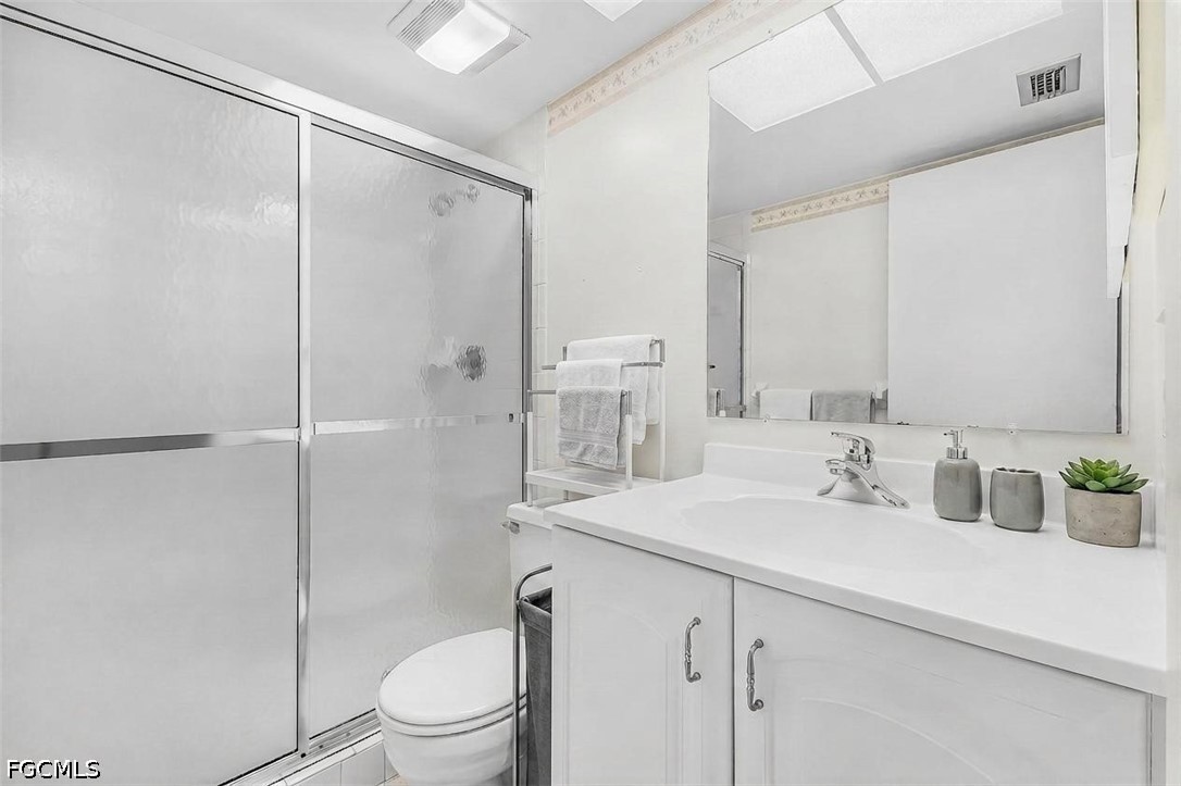 1733 Courtyard Way, Unit B205 Naples, FL 34112 - Photo 5 of 21