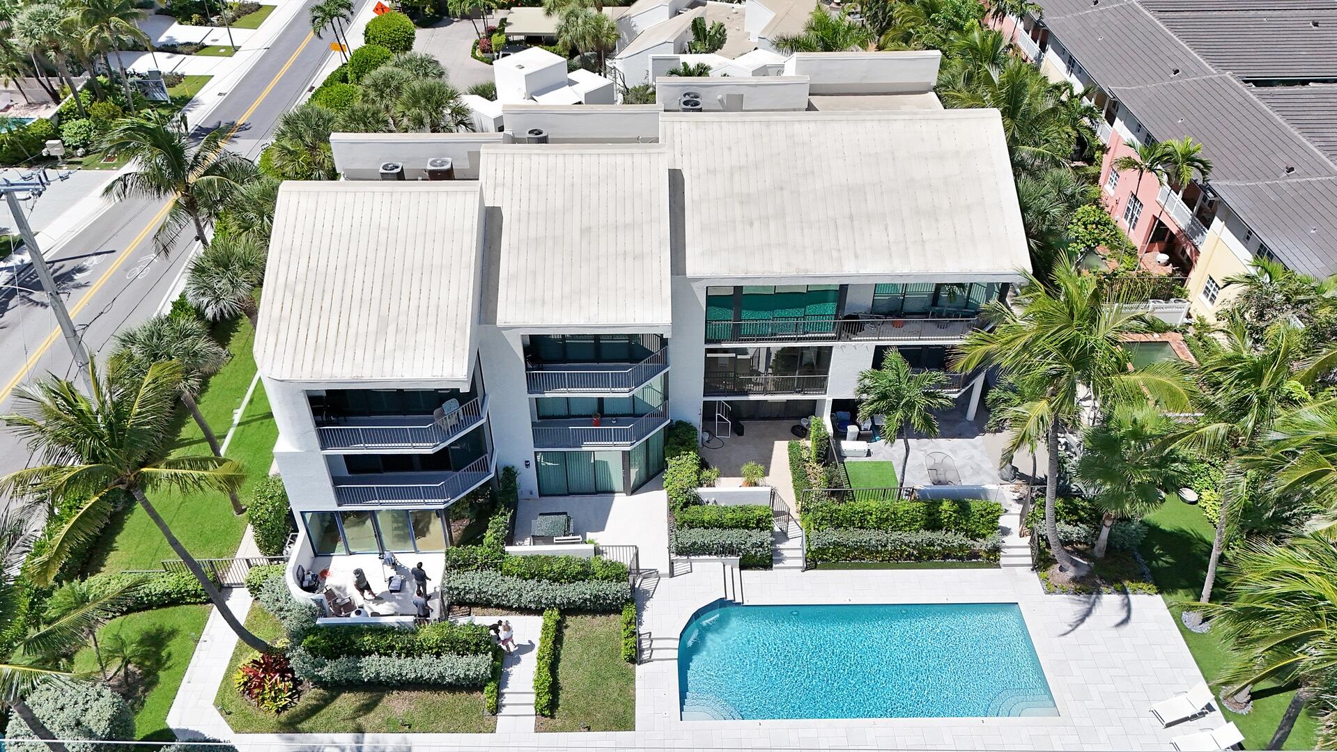 800 North Ocean Boulevard, Unit 4 Delray Beach, FL 33483 - Photo 27 of 30 a view of an house with backyard space and patio