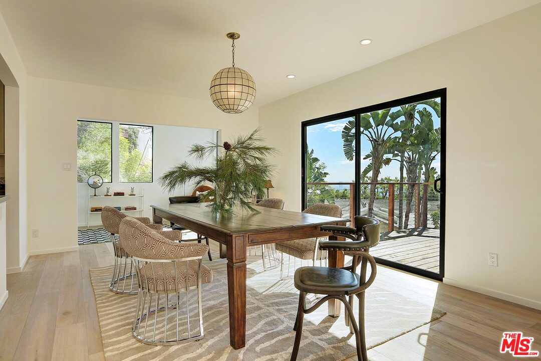 1633 Queens Road Los Angeles, CA 90069 - Photo 6 of 32