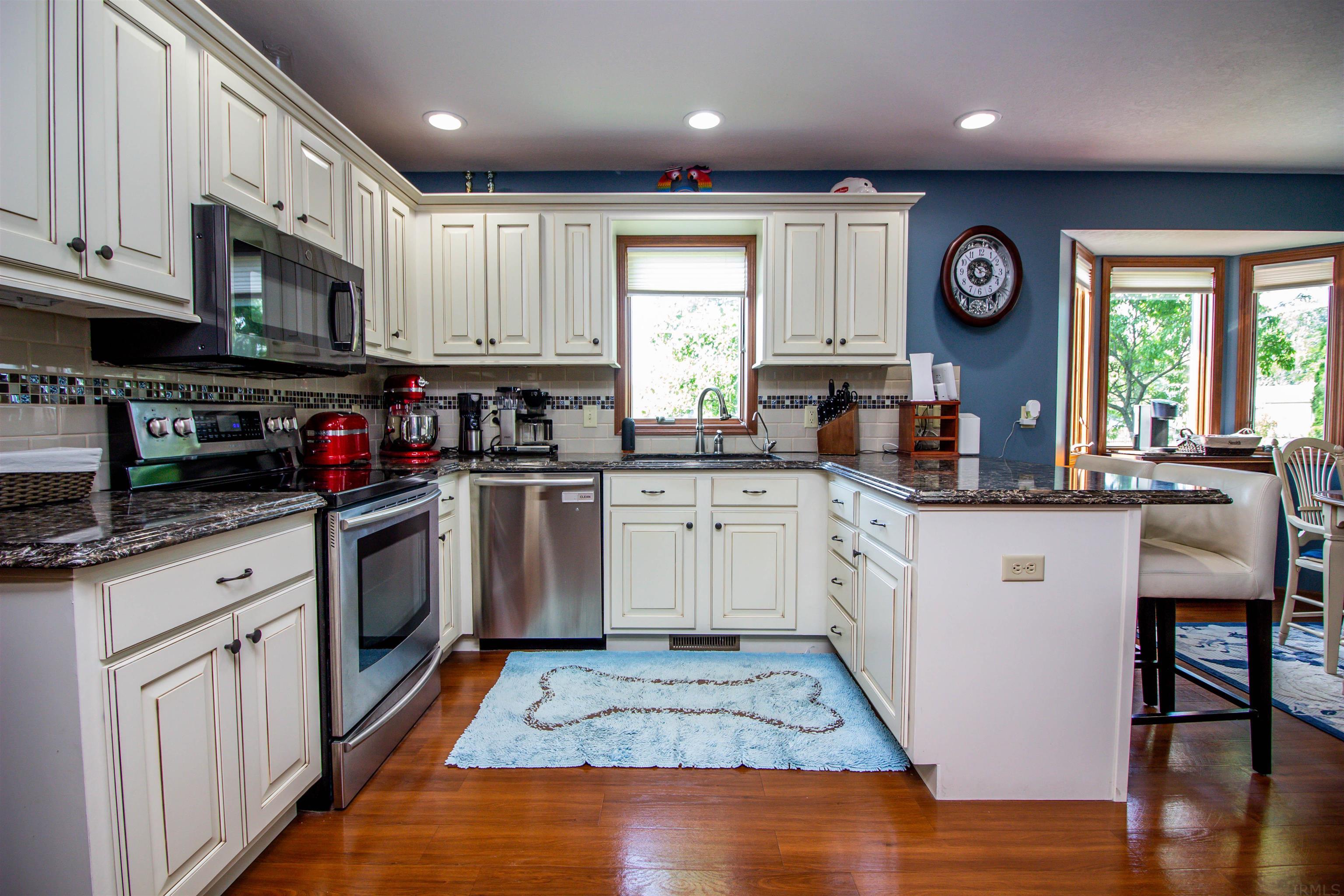 7740 Fibia Place-92 Fort Wayne, IN 46818 - Photo 8 of 35 Gallery Image 8