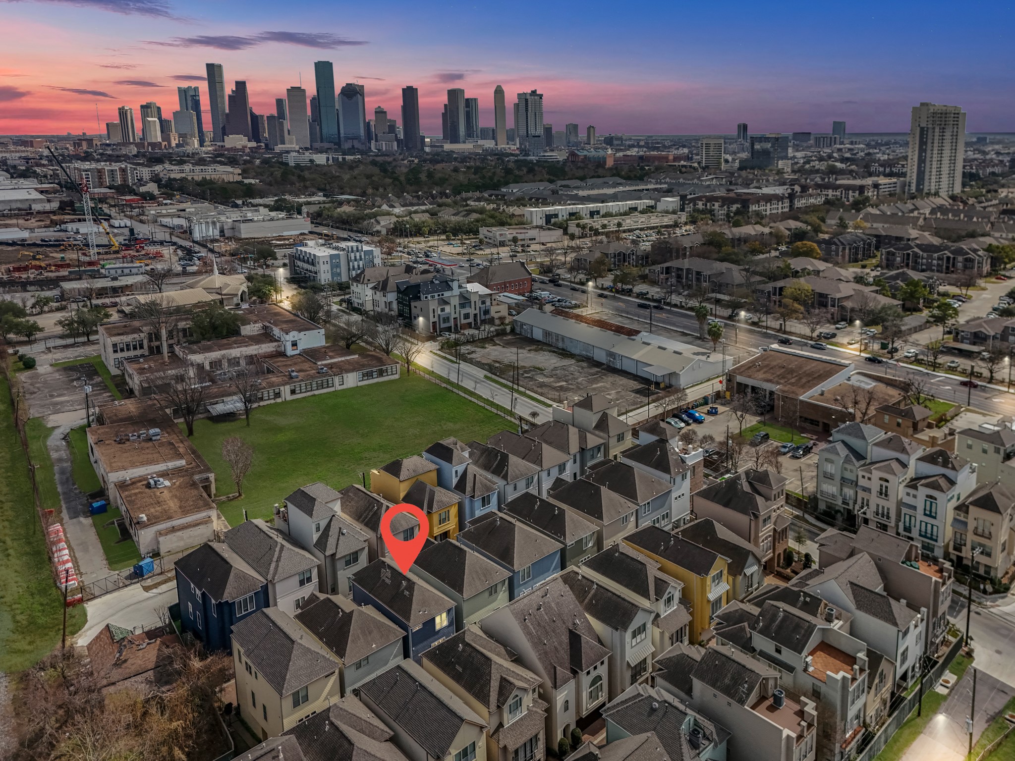 3414 Center Street Houston, TX 77007 - Photo 2 of 35