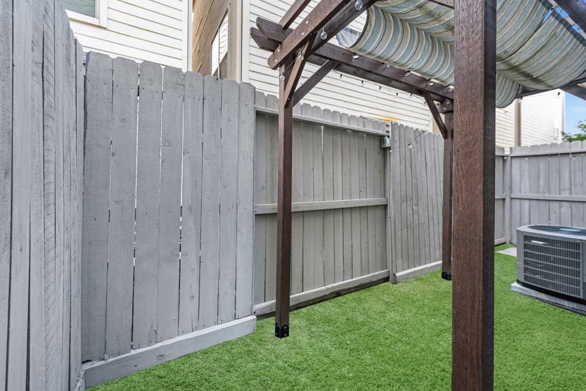 3414 Center Street Houston, TX 77007 - Photo 34 of 35