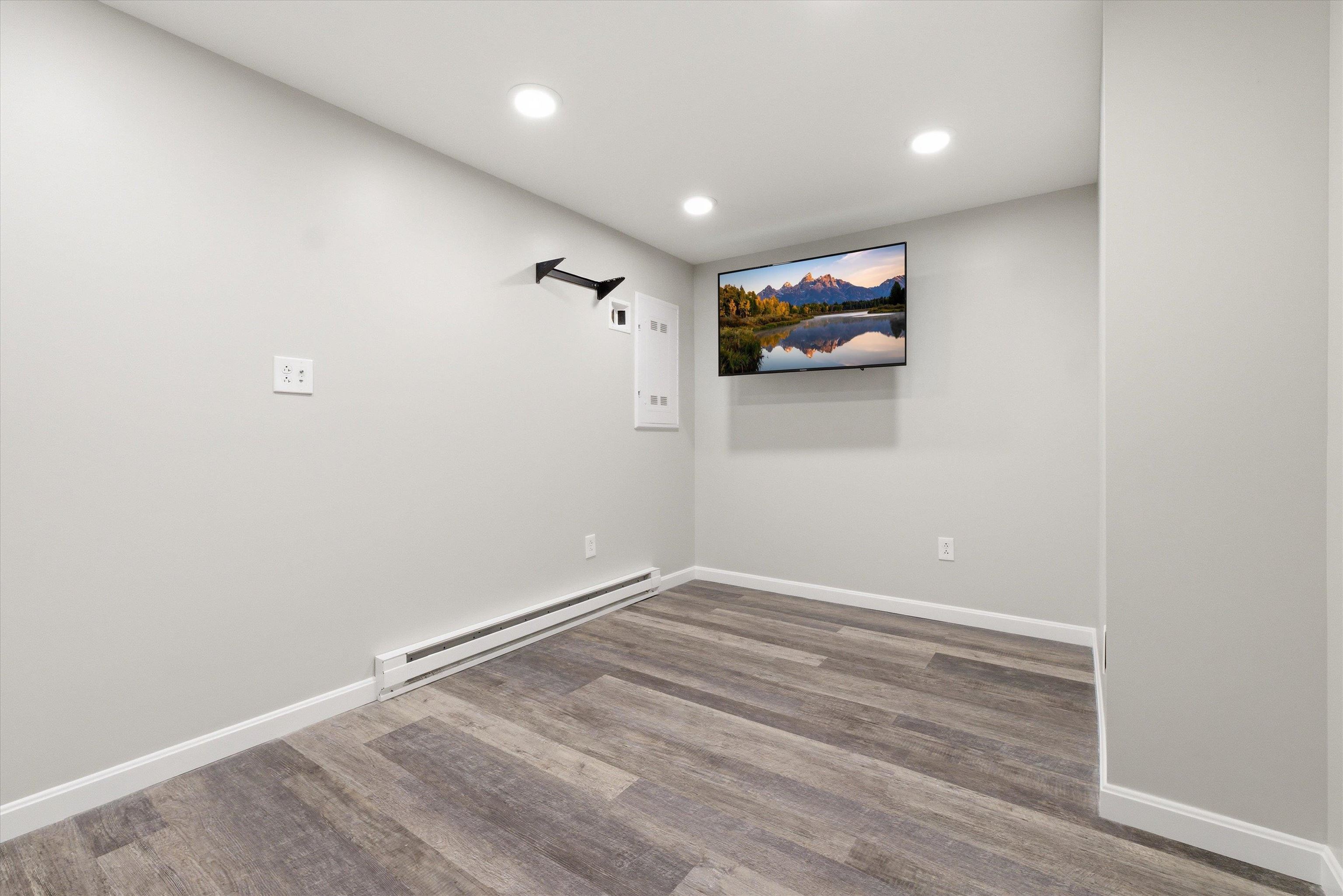 8 Matthews Road Swanzey, NH 03446 - Photo 28 of 51