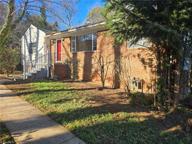 $1,250 | 1831 West 1st Street, Winston-Salem, NC 27104