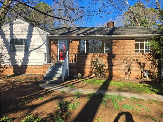 $1,250 | 1831 West 1st Street, Winston-Salem, NC 27104