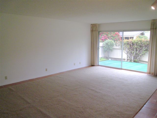 5838 Encina Road, Unit 1 Goleta, CA 93117 - Photo 4 of 13 Living Room