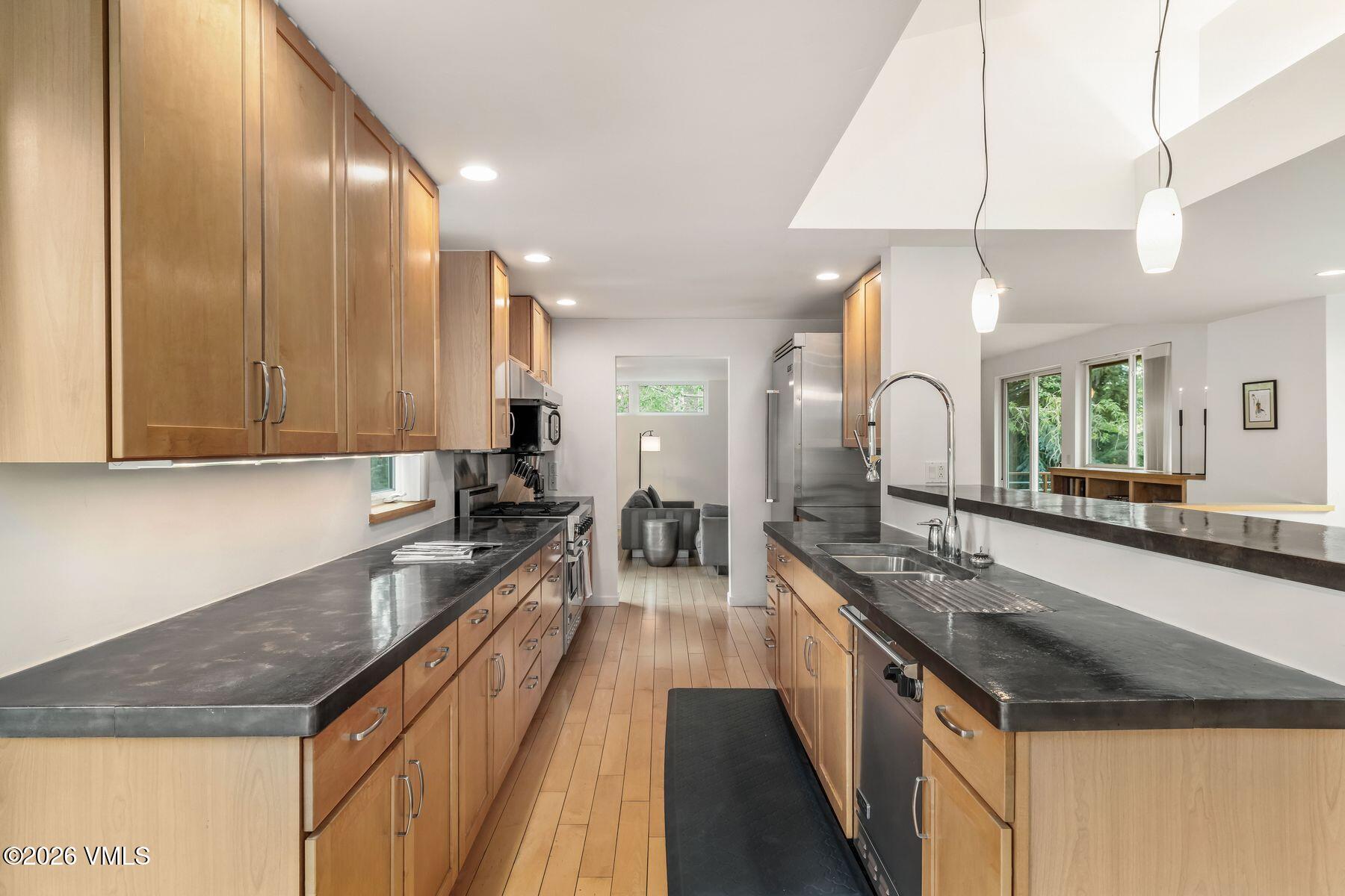 11 Russell Trail Edwards, CO 81632 - Photo 7 of 38 Kitchen