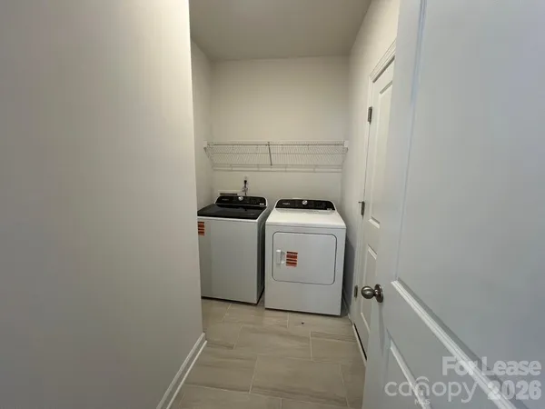 $1,895 | 1524 31st Street Northeast, Unit 34, Conover, NC 28613