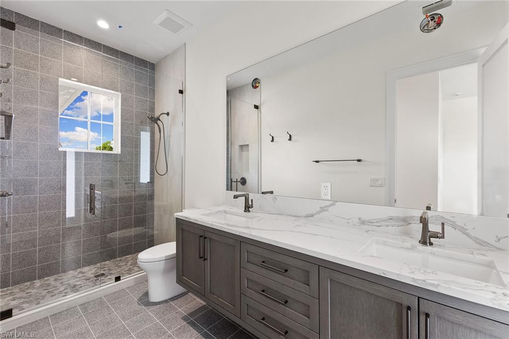 2131 Marina Drive Naples, FL 34102 - Photo 27 of 45