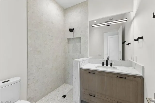 $11,900,000 | 2131 Marina Drive, Naples, FL 34102