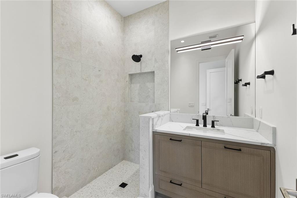 2131 Marina Drive Naples, FL 34102 - Photo 32 of 45