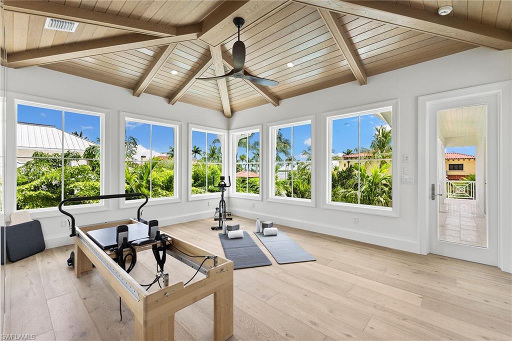 2131 Marina Drive Naples, FL 34102 - Photo 33 of 45