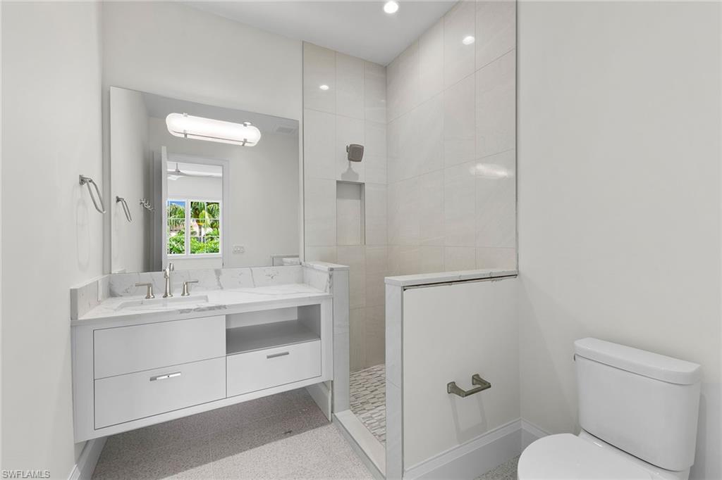 2131 Marina Drive Naples, FL 34102 - Photo 36 of 45