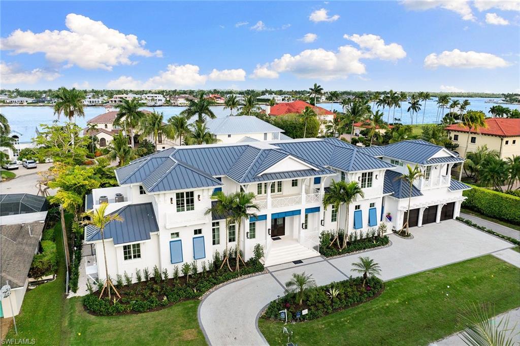 2131 Marina Drive Naples, FL 34102 - Photo 39 of 45