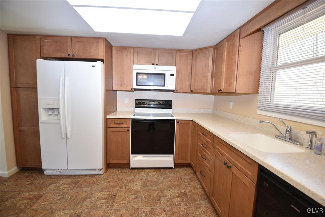 6845 Lime Kiln Road Slatington, PA 18080 - Photo 5 of 46 Gallery Image 5