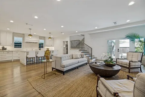 $2,375,000 | 6933 Wabash Circle, Dallas, TX 75214