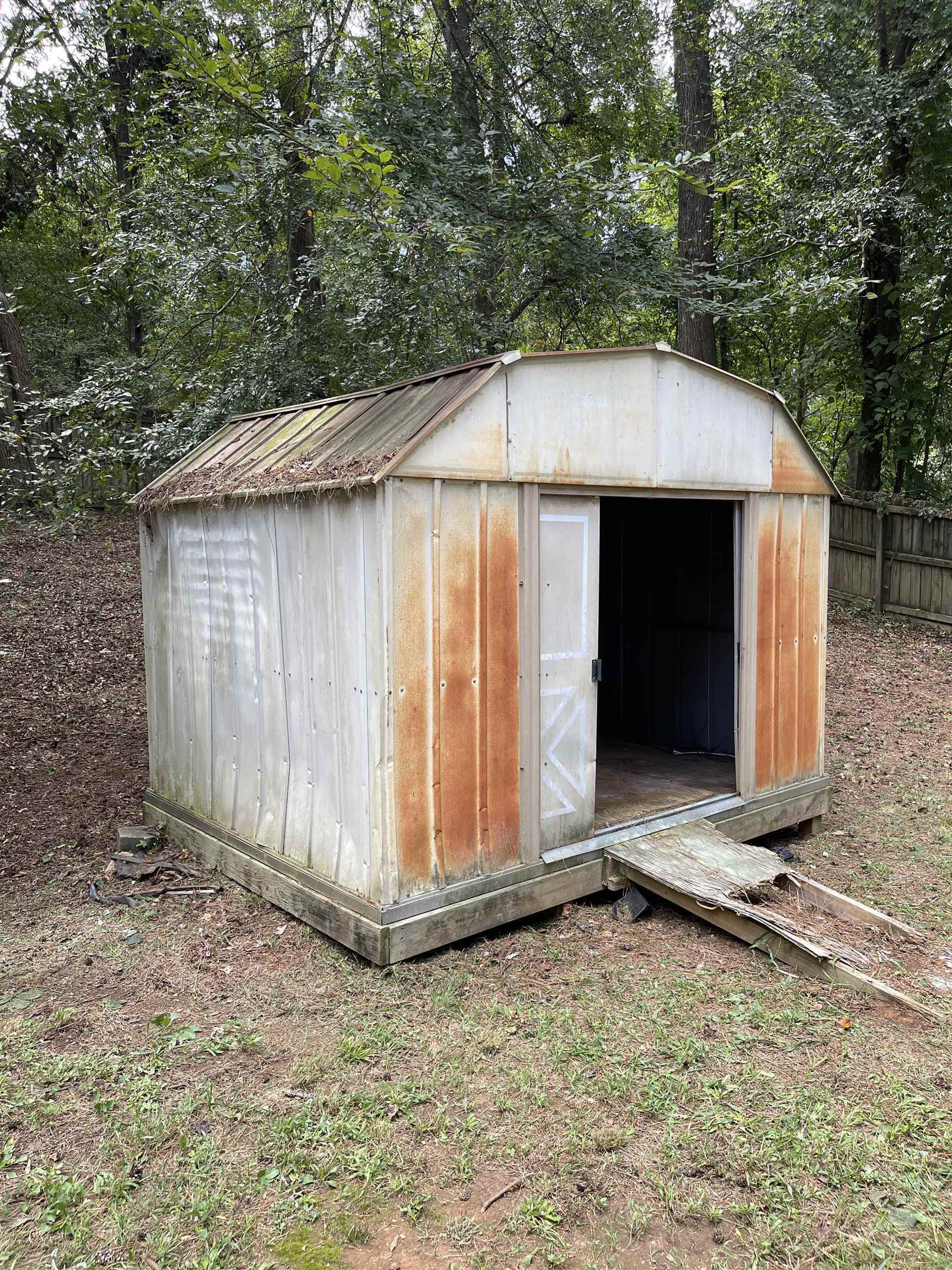 44 Armstead Drive Stockbridge, GA 30281 - Photo 18 of 20 a backyard of a house