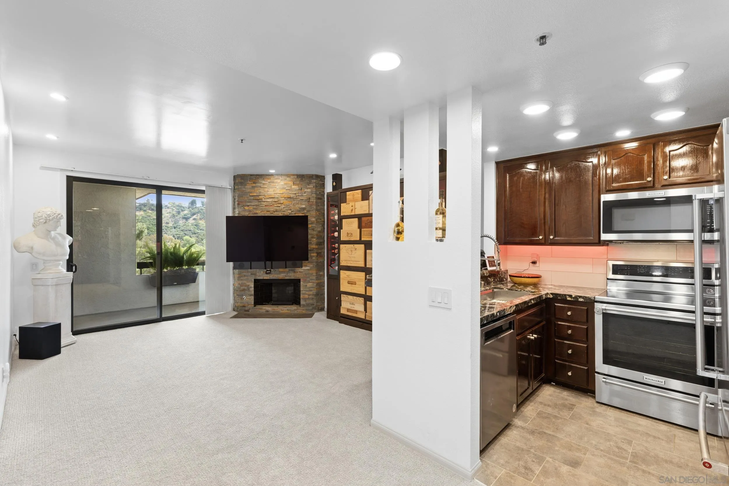 5875 Friars Road, Unit 4410 San Diego, CA 92110 - Photo 2 of 25