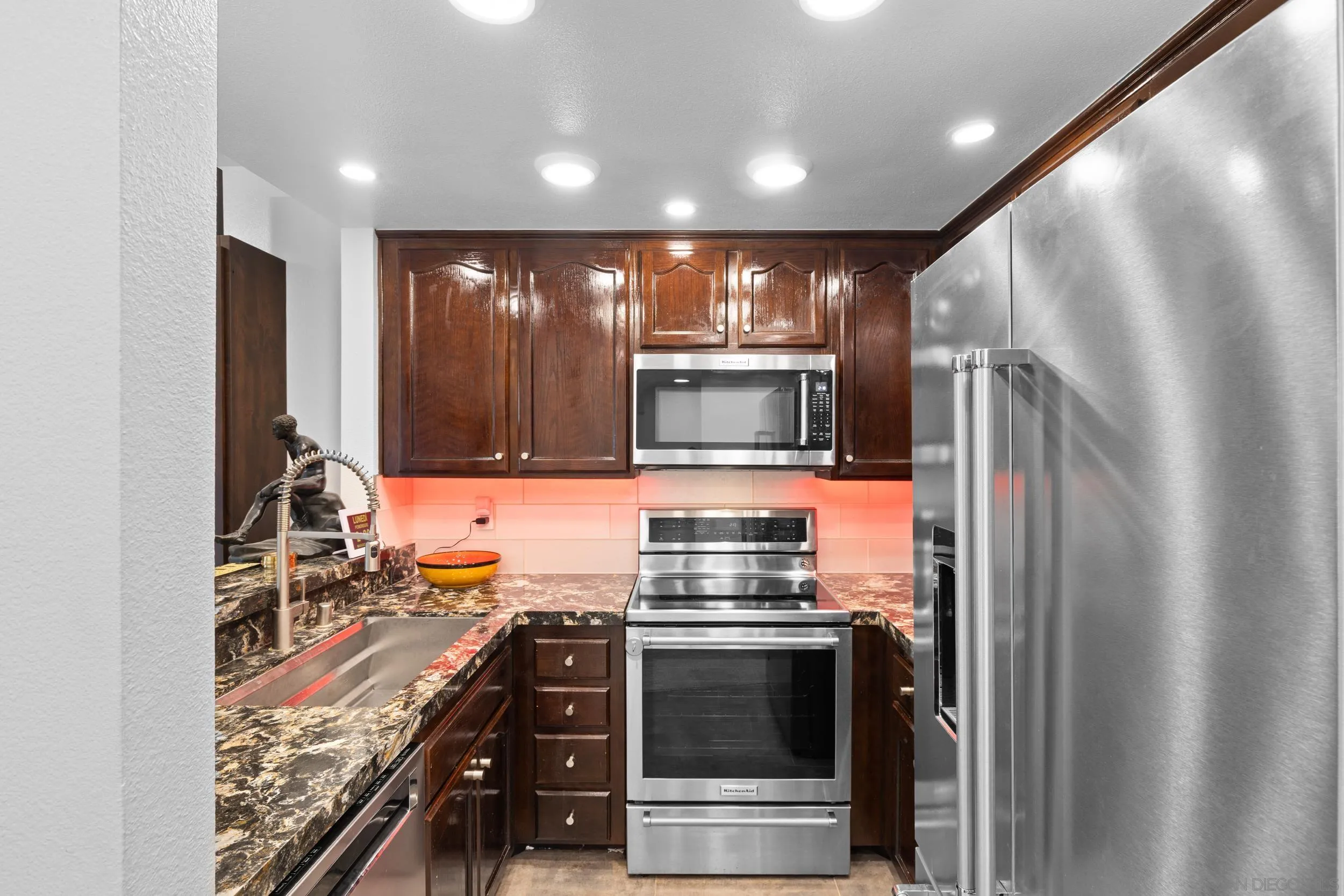 5875 Friars Road, Unit 4410 San Diego, CA 92110 - Photo 8 of 25