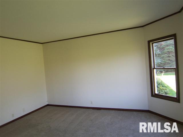 4641 135th Street Clinton, IA 52732 - Photo 18 of 24 Gallery Image 18