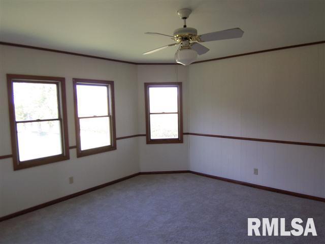 4641 135th Street Clinton, IA 52732 - Photo 8 of 24 Gallery Image 8