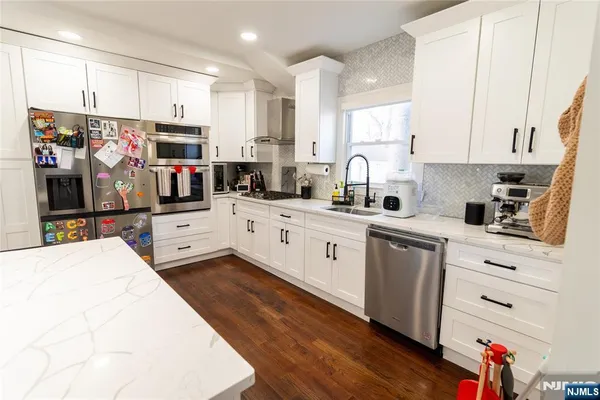 $799,900 | 246 Stirling Avenue, Orange, NJ 07050