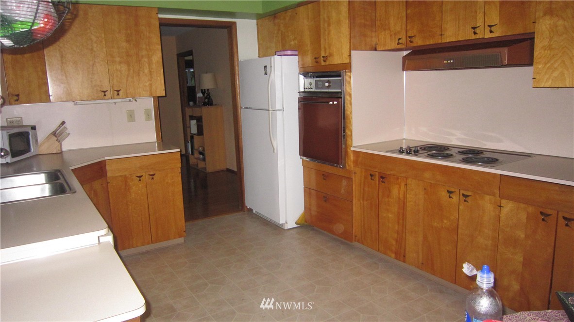 2981 Laurel Road Longview, WA 98632 - Photo 13 of 16 Gallery Image 13
