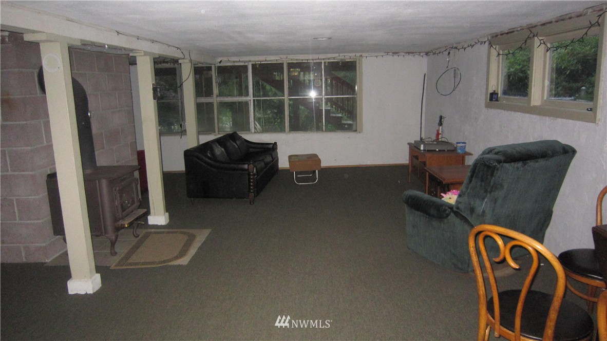2981 Laurel Road Longview, WA 98632 - Photo 15 of 16 Gallery Image 15