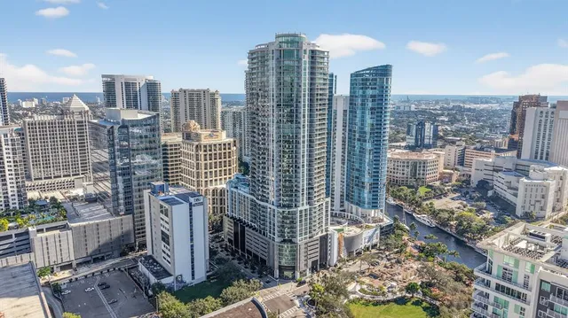 $1,749,500 | 100 East Las Olas Boulevard, Unit 3004, Fort Lauderdale, FL 33301