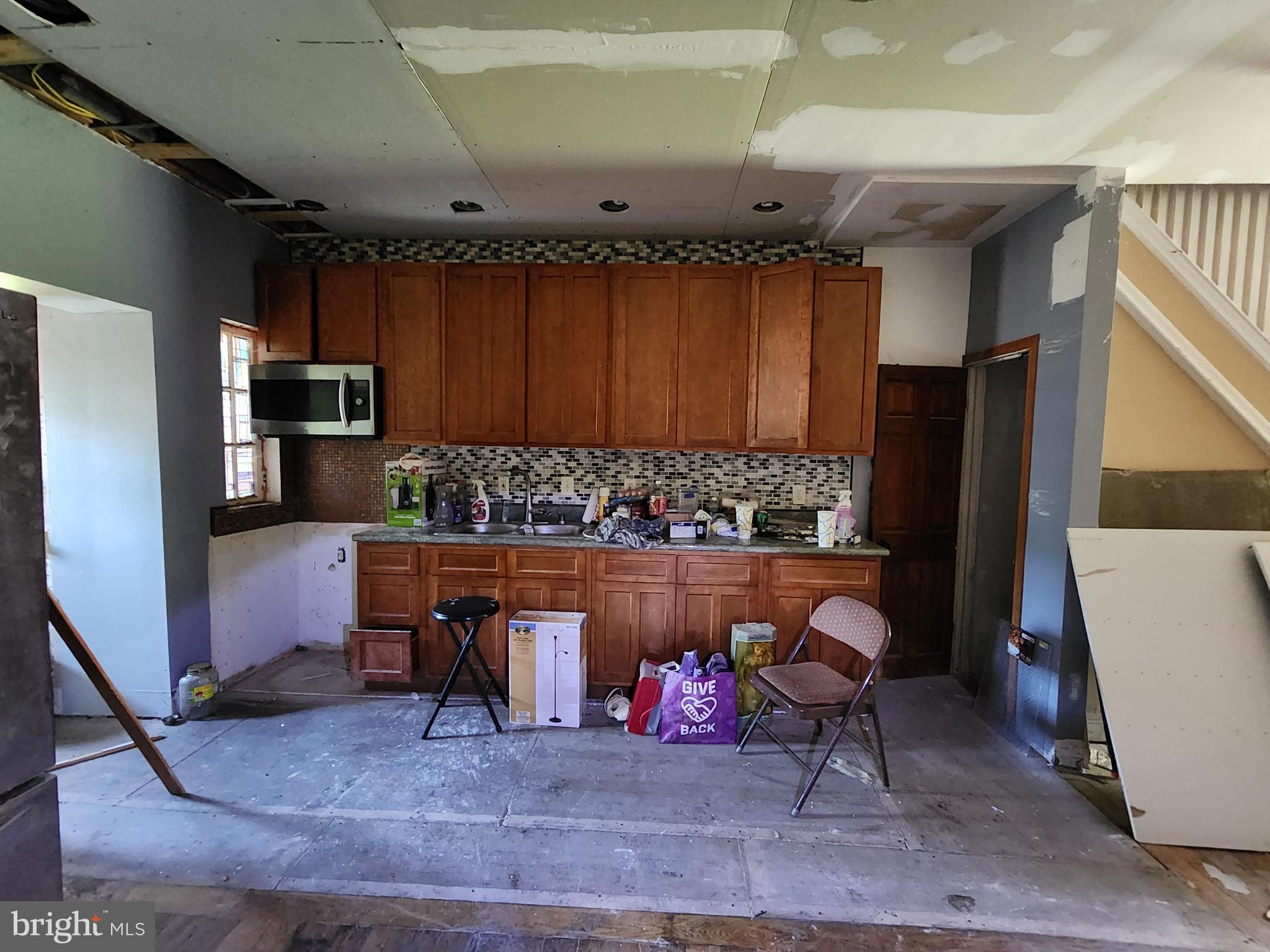 2745 Baker Street Baltimore, MD 21216 - Photo 6 of 22