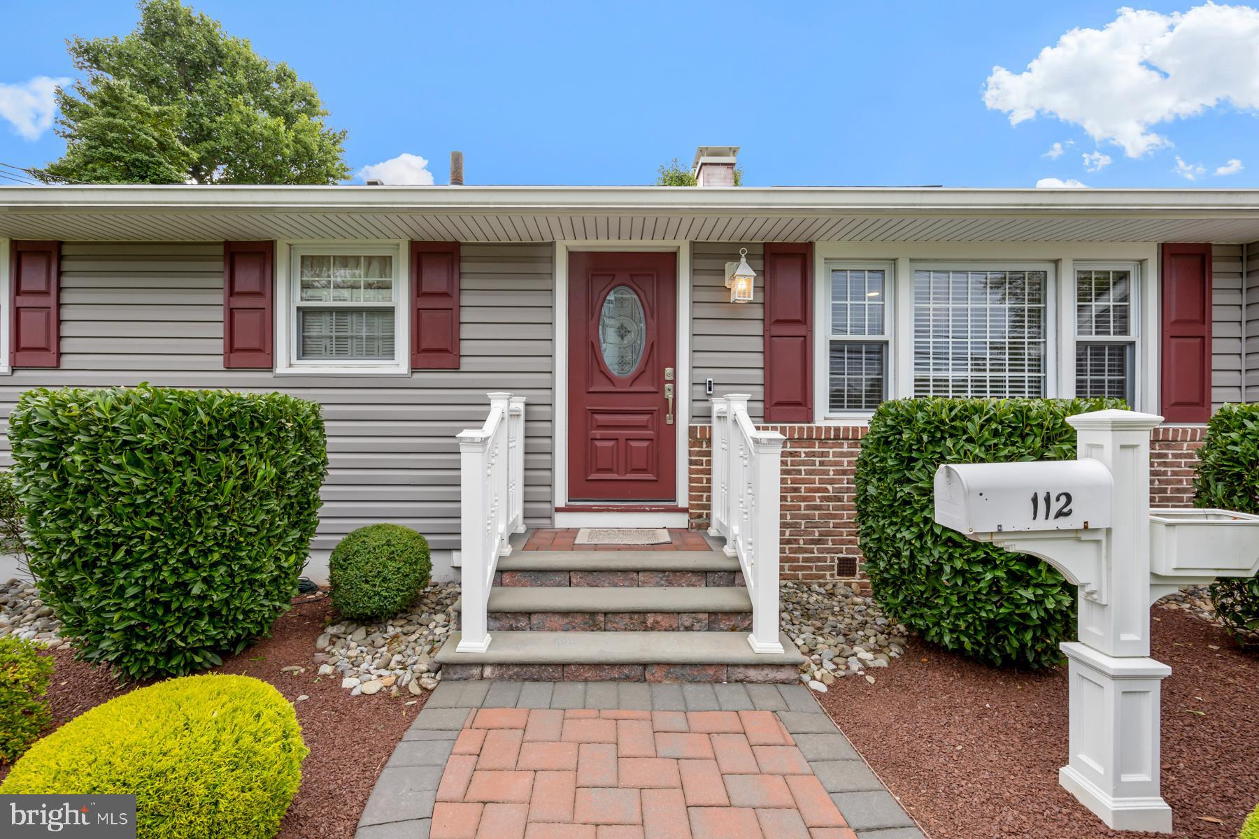 112 Hempstead Road Hamilton, NJ 08610 - Photo 3 of 40 Front Door