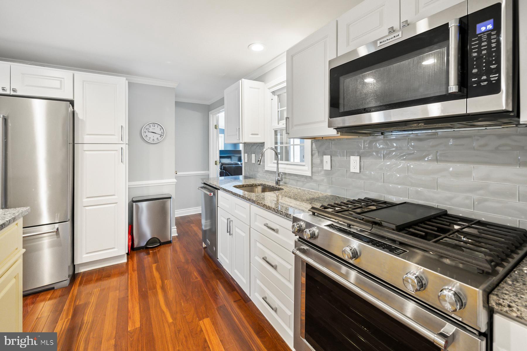 112 Hempstead Road Hamilton, NJ 08610 - Photo 8 of 40 Kitchen