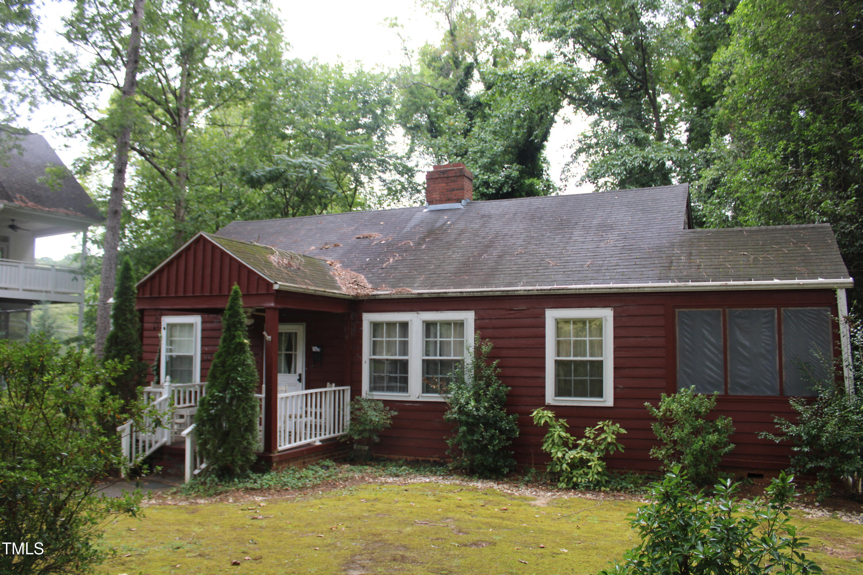 3048 Lewis Farm Road Raleigh, NC 27607 - Photo 4 of 15 IMG_8847