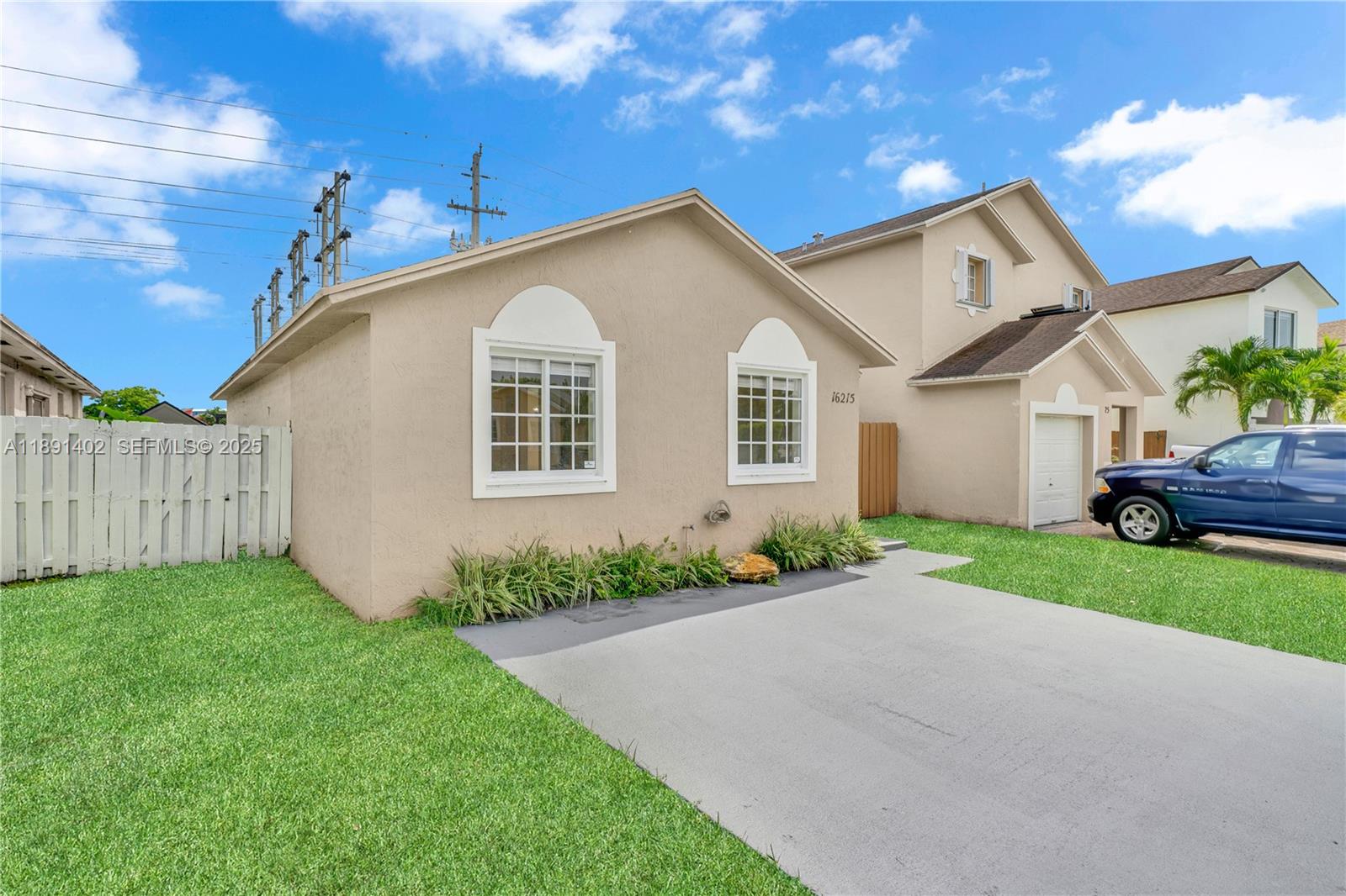 16215 Southwest 137th Court Miami, FL 33177 - Photo 3 of 30