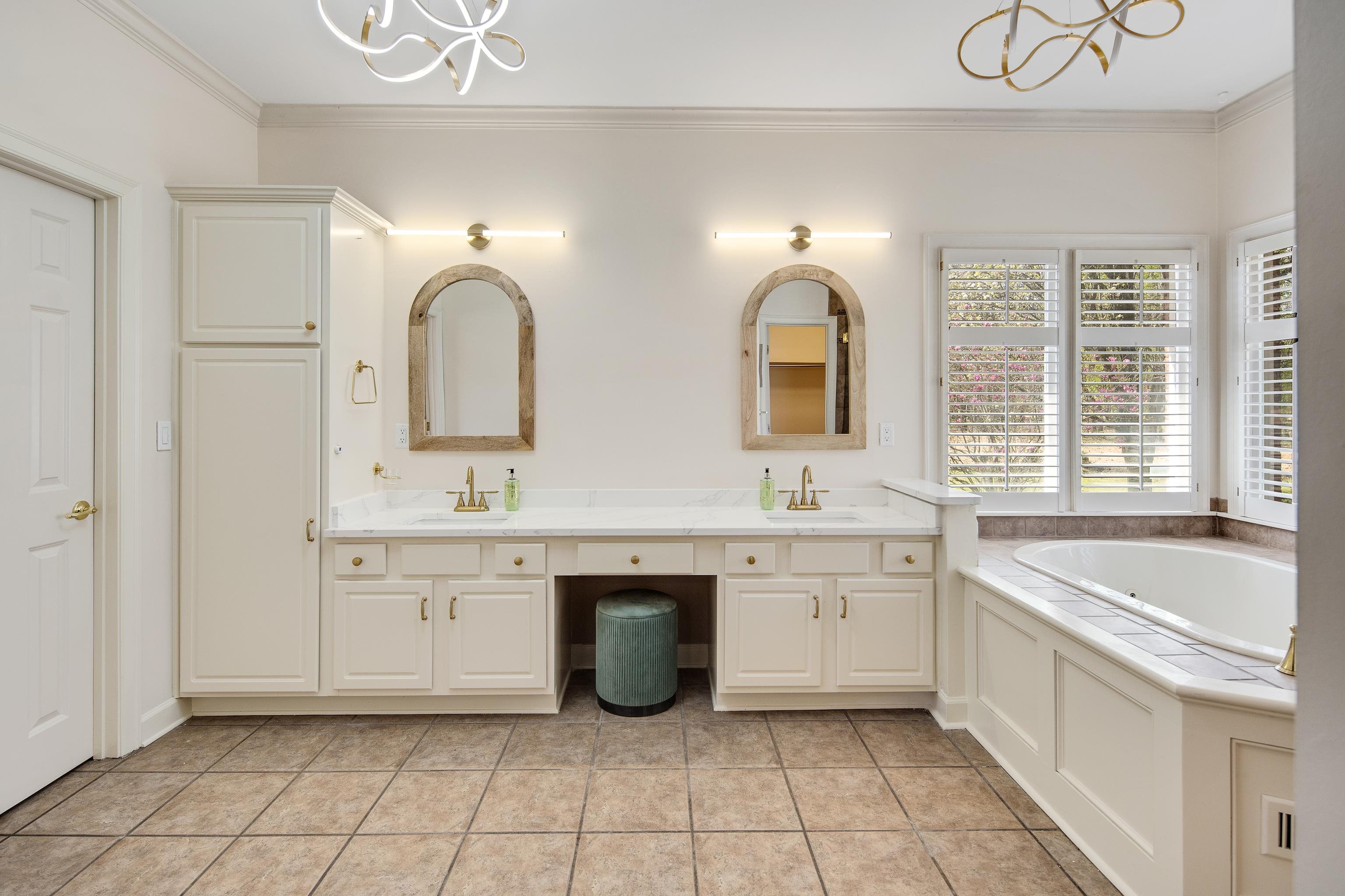 645 Hickory Lake Road Eads, TN 38028 - Photo 19 of 40 Gallery Image 19
