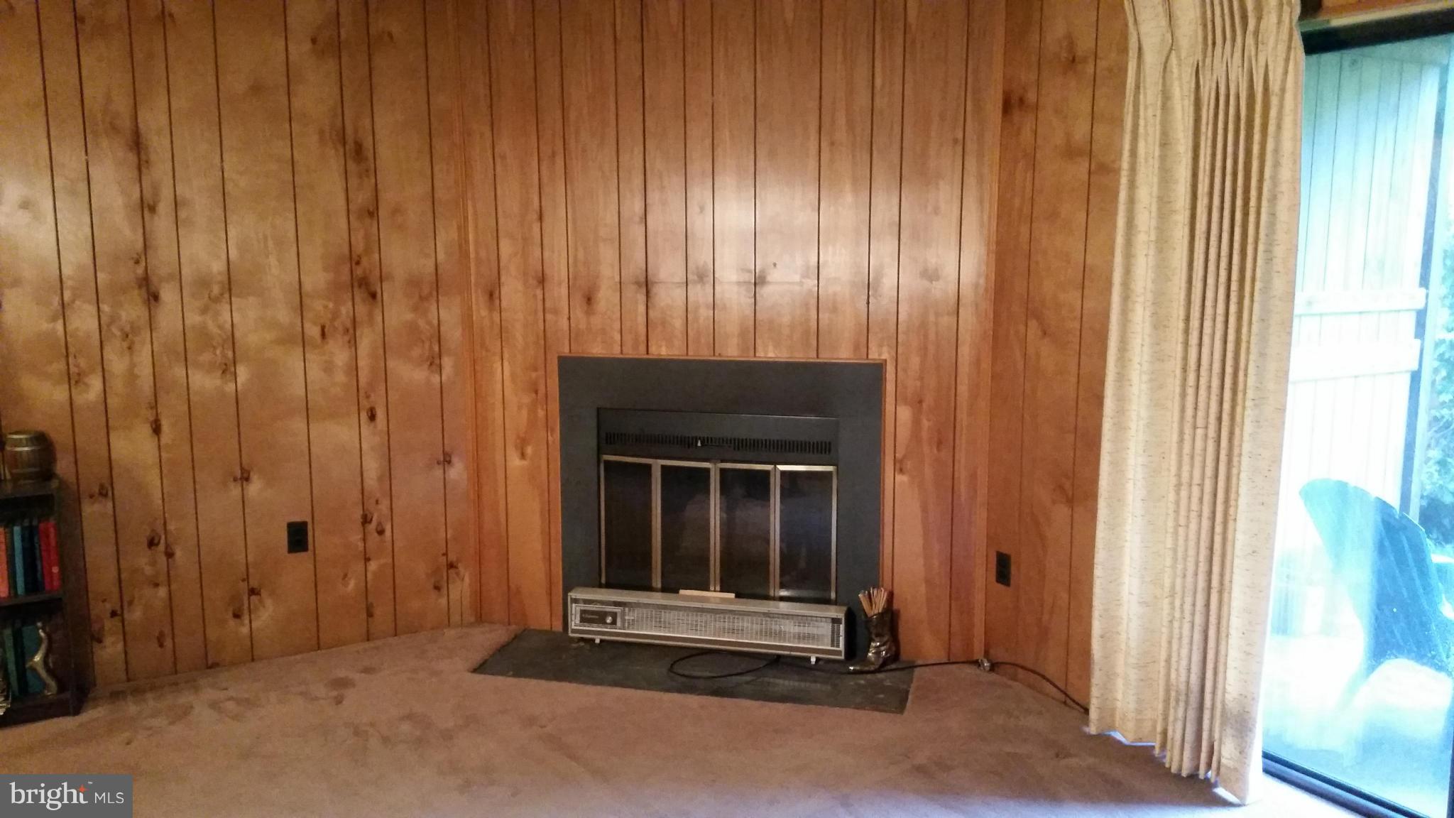 9255 Bellbeck Road Baltimore, MD 21234 - Photo 18 of 19 Family Room