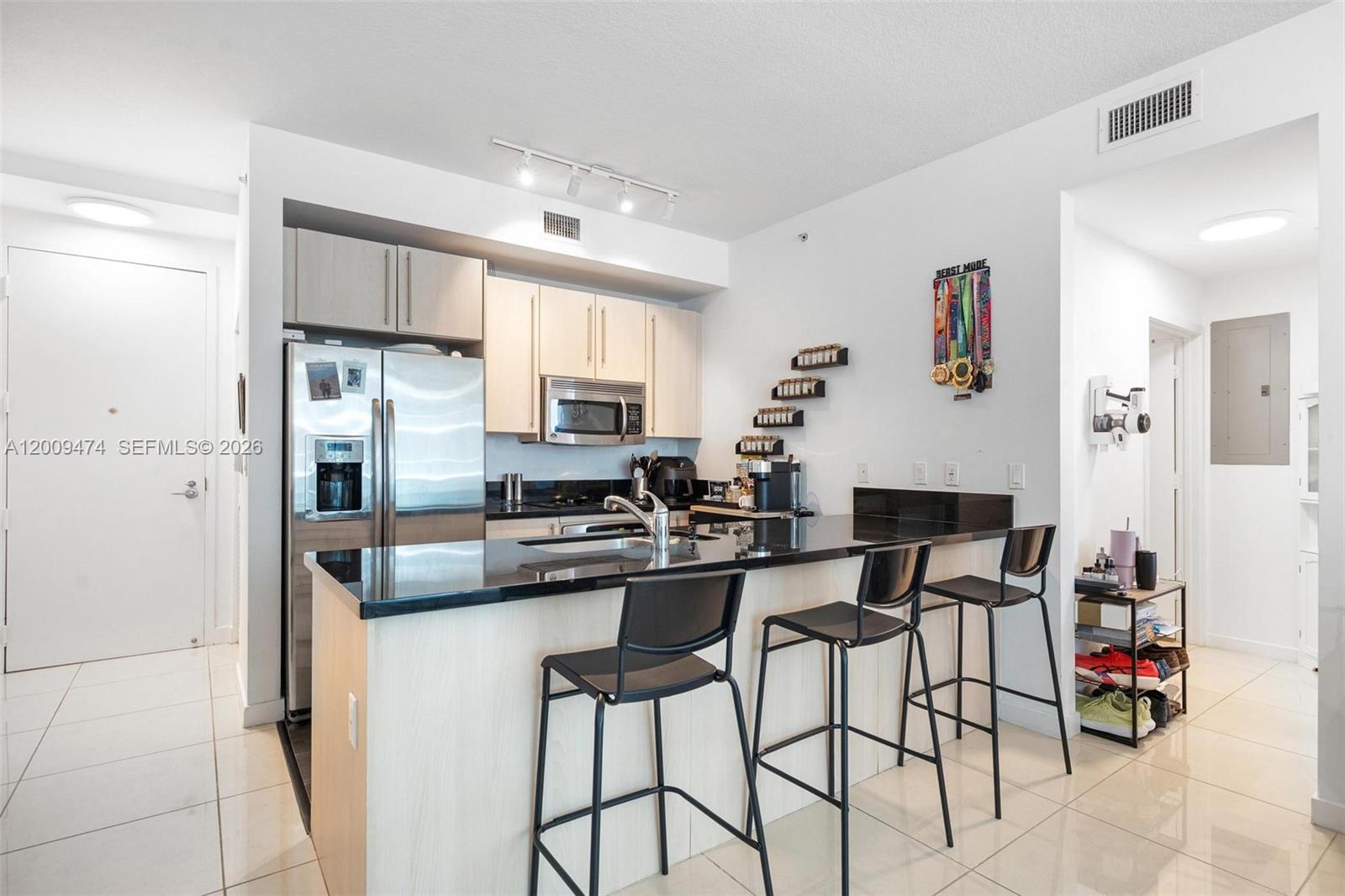 79 Southwest 12th Street, Unit 2908S Miami, FL 33130 - Photo 6 of 32