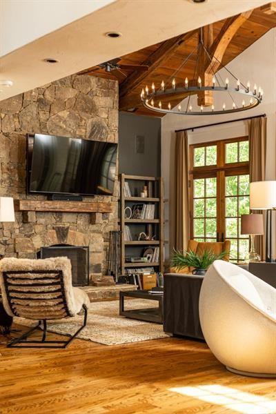 4421 Paradise Circle Southeast Vinings, GA 30339 - Photo 14 of 98