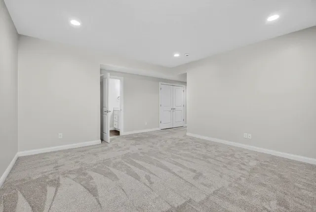 $399,900 | 3918 Orchard Drive, Bettendorf, IA 52722